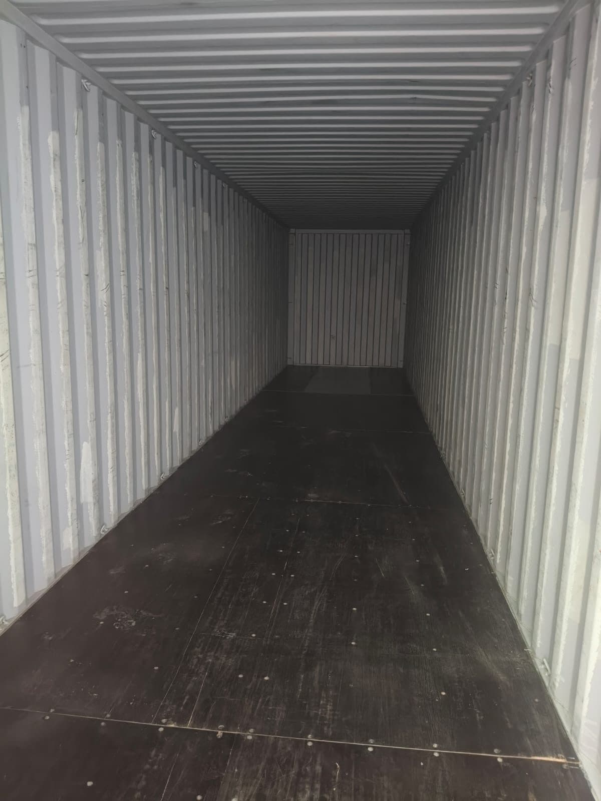 Empty container inspection in Mundra, photograph 8