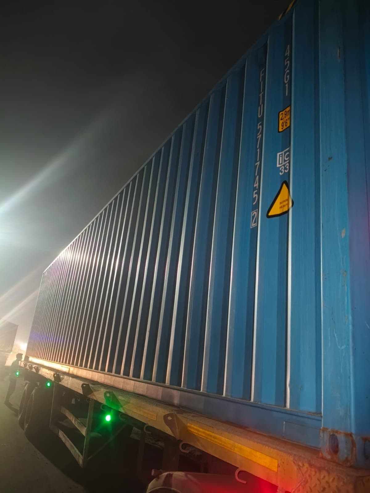 Loaded container inspection in Mundra, photograph 4