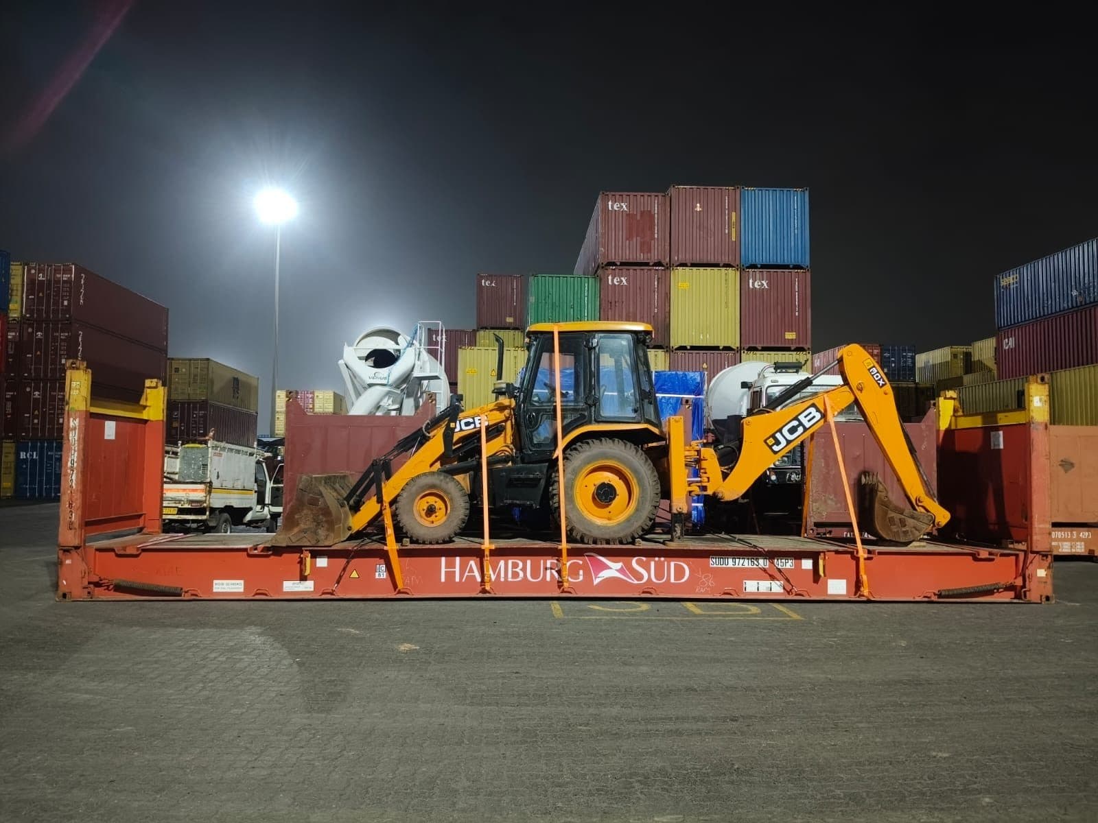 ODC container inspection in Mundra, photograph 2